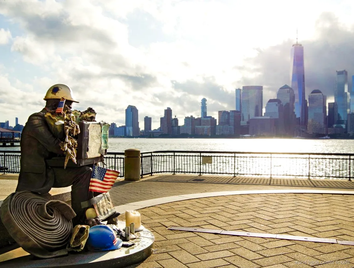 Guida privata durante il tour combo Museo dell'11 Settembre e One World Observatory