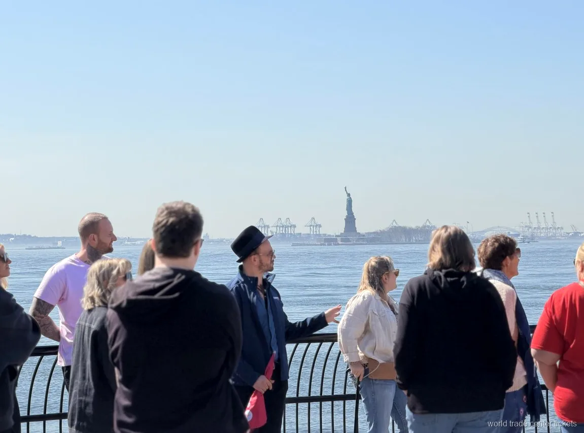 Sosta al Memoriale dell'11 Settembre nel tour in bus di lusso a New York